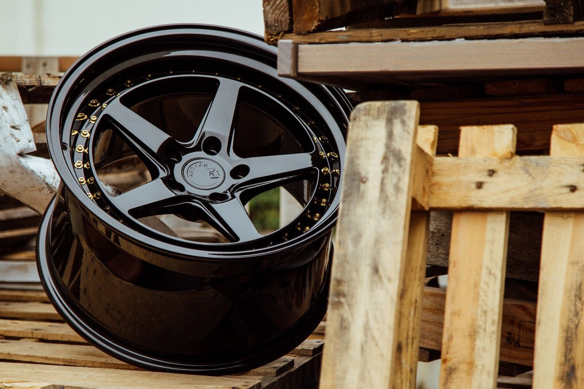 19x11 +15 Wheels Aodhan DS05 5x114.3 Gloss Black Deep Concave 19 Inch ...