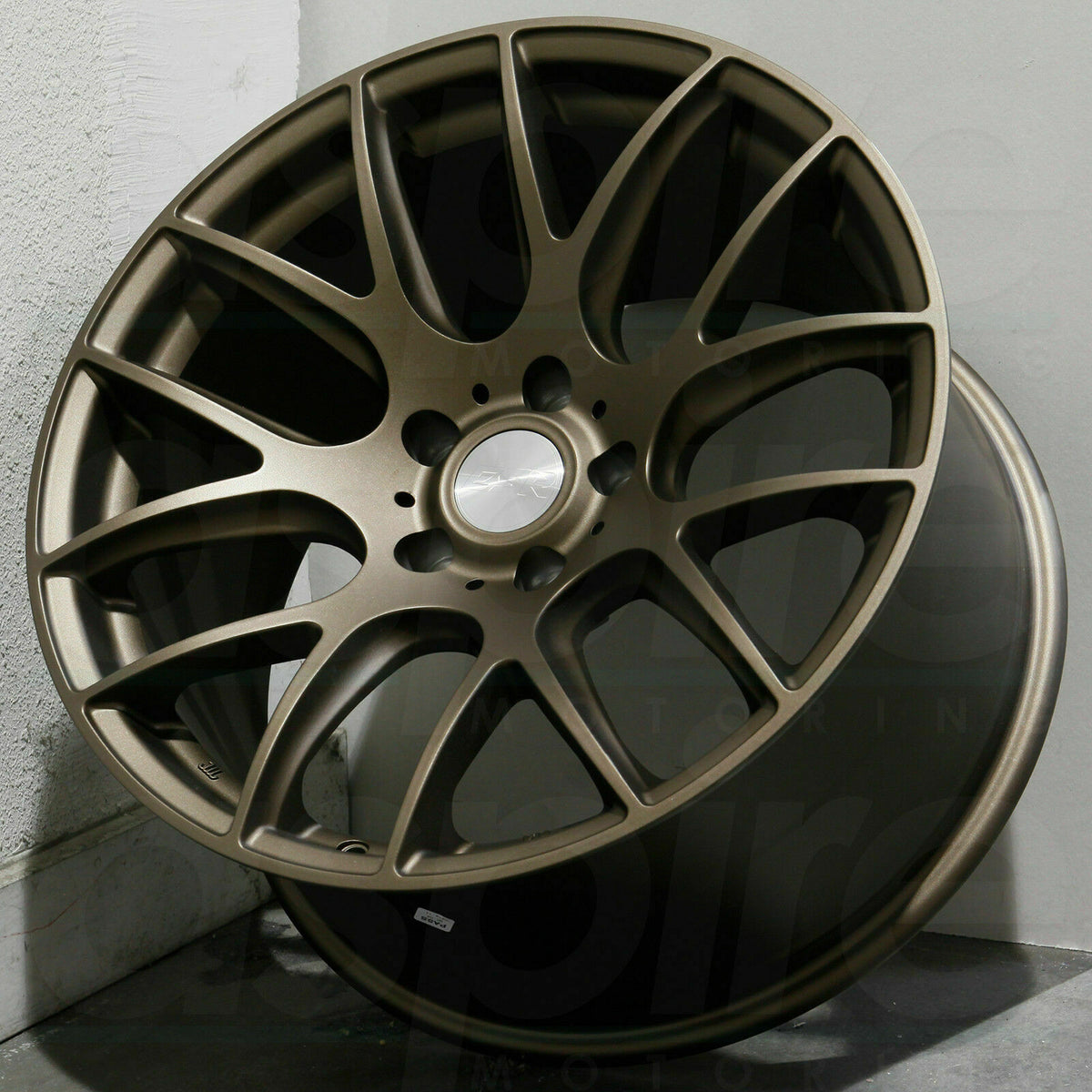 ESR SR12 18x9.5 +22 5x114.3 Matte Bronze 18