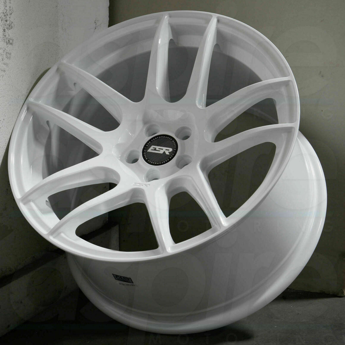 18x9.5 5x114.3 +15 ESR CS8 Wheels Gloss White 18 Inch Concave Rims Set